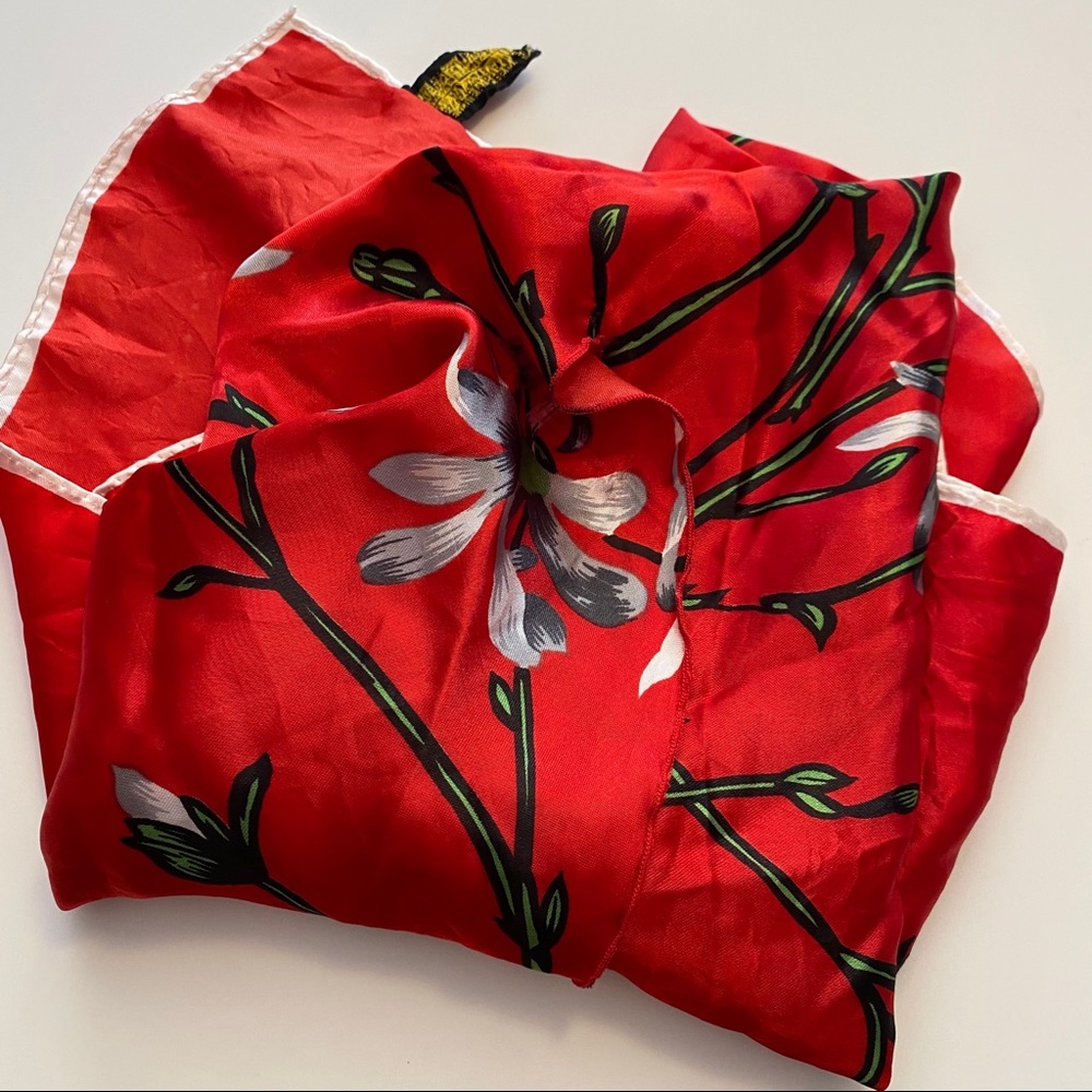 Vintage Makeup Scarf